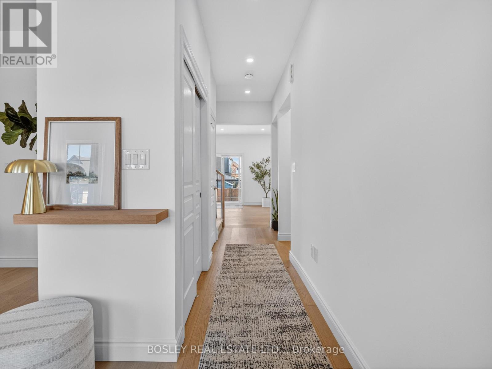 75 BERGENSTEIN CRESCENT