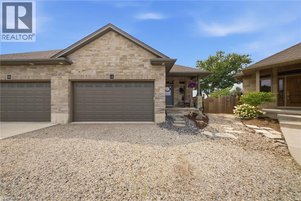 14 RIDGEWOOD Court