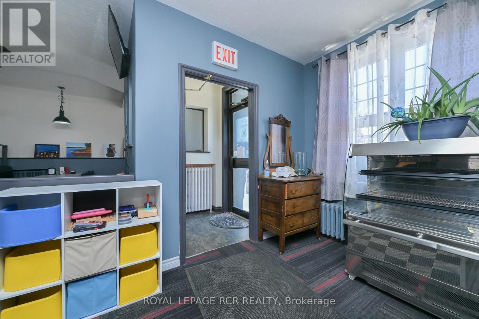 274 10TH STREET