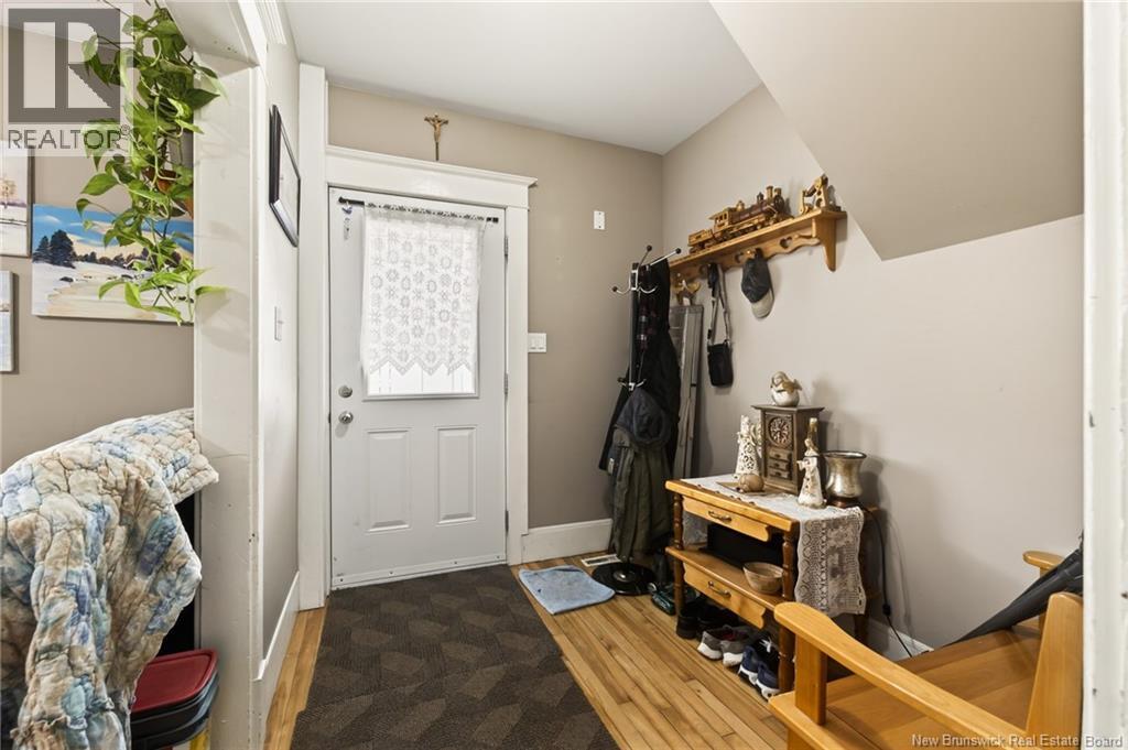 453-455 High Street - Photo 3