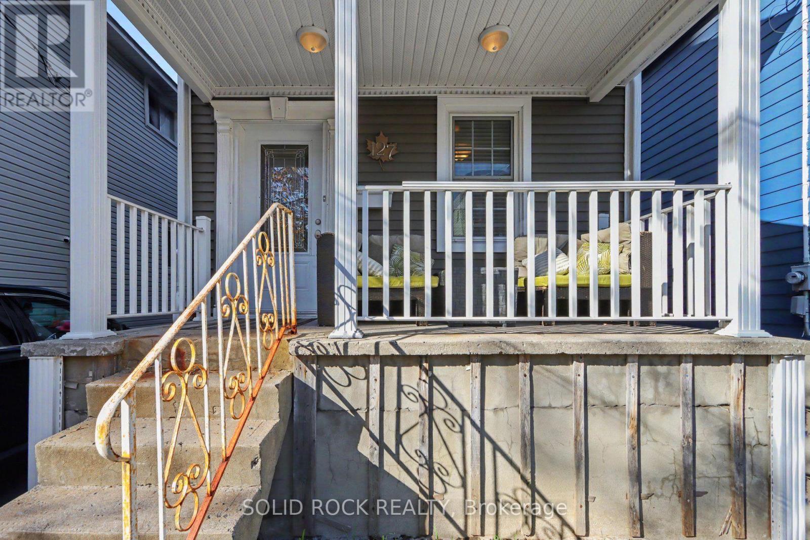 127 PAMILLA STREET