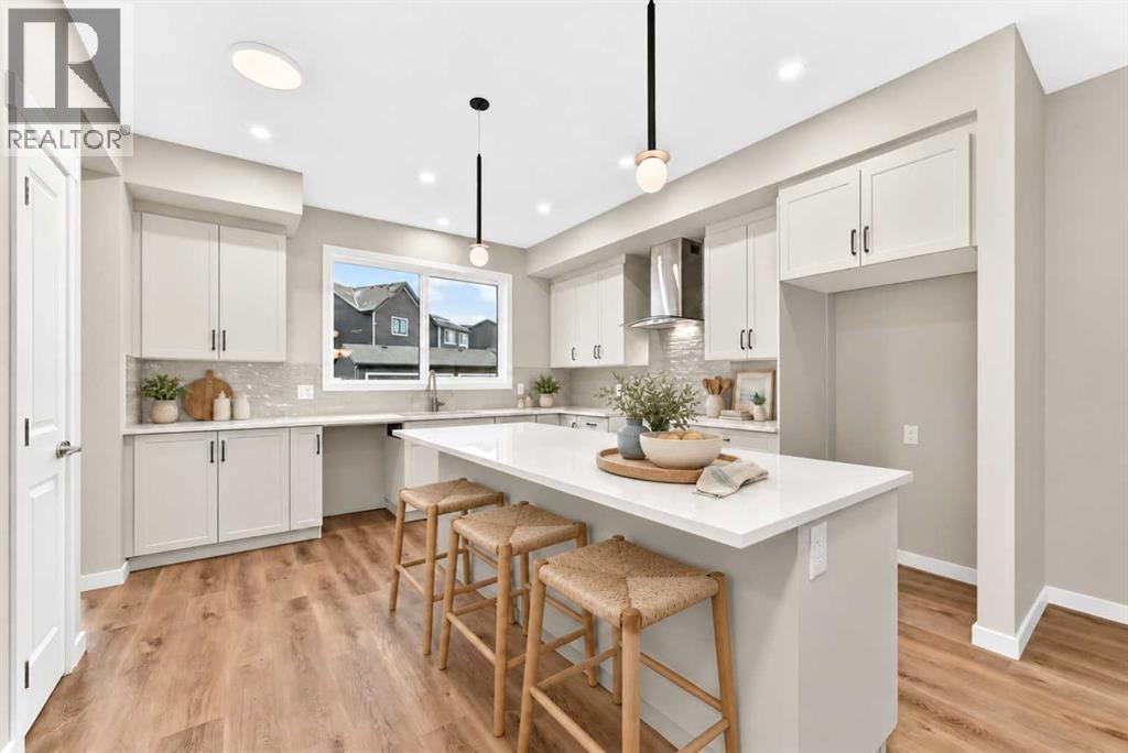 28 Mercado Road SE