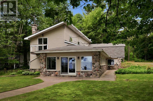 15 Dominion Park DR