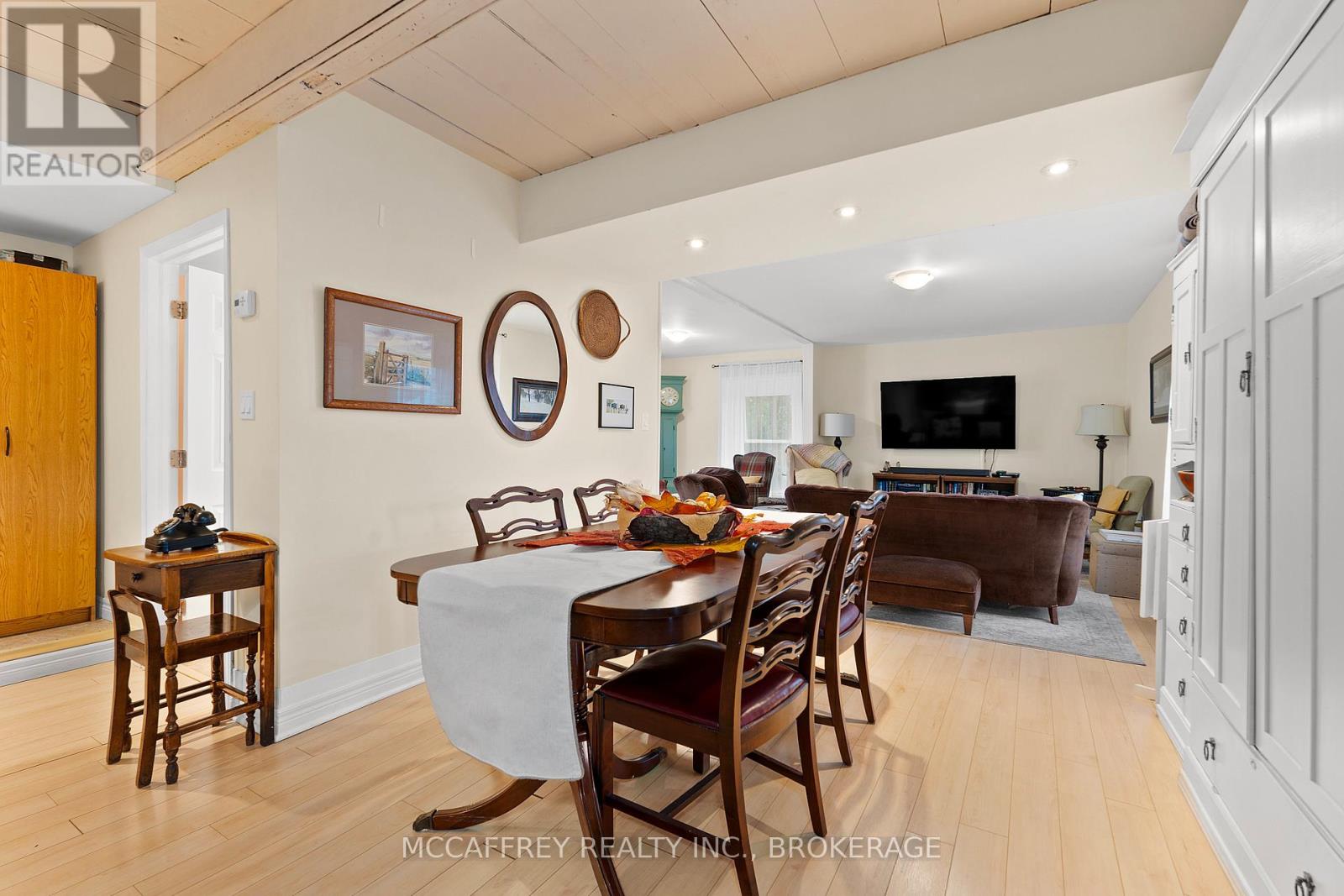 1549 DOYLE ROAD