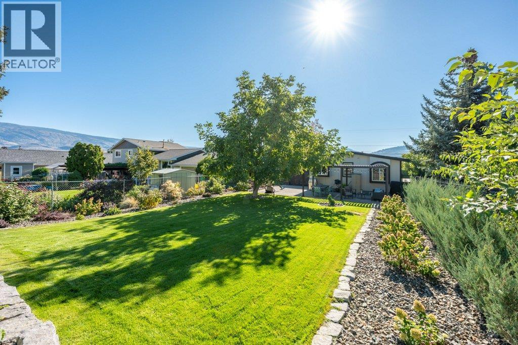 886 FAIRVIEW Road
