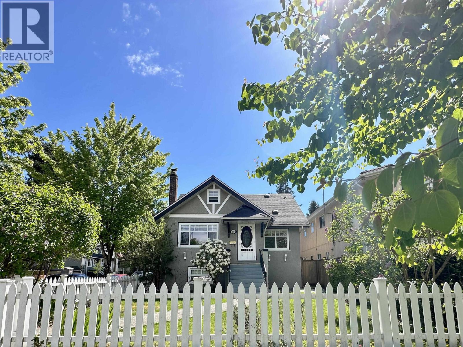 404 W 18TH AVENUE
