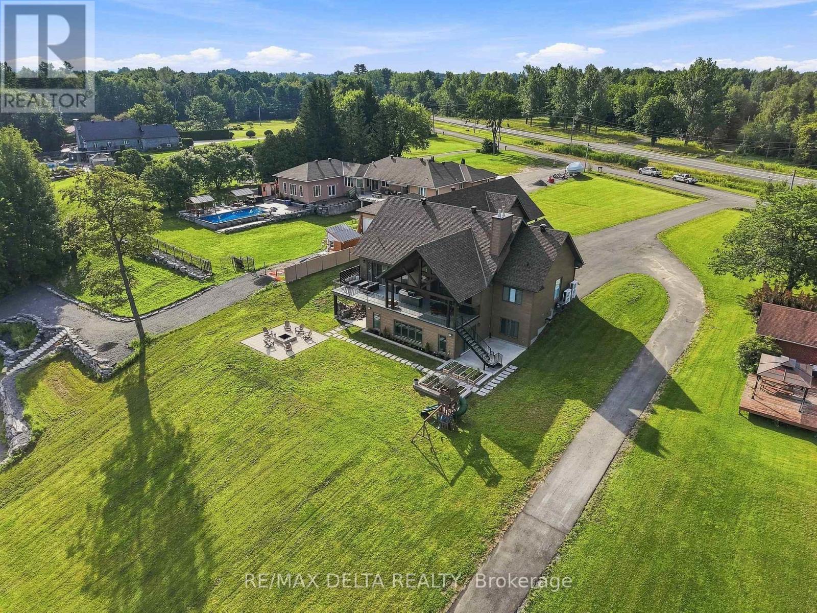 3815 OLD HIGHWAY 17 ROAD