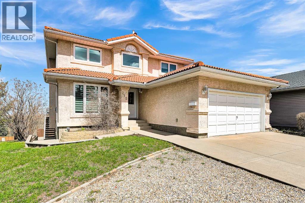 215 Edgevalley Mews