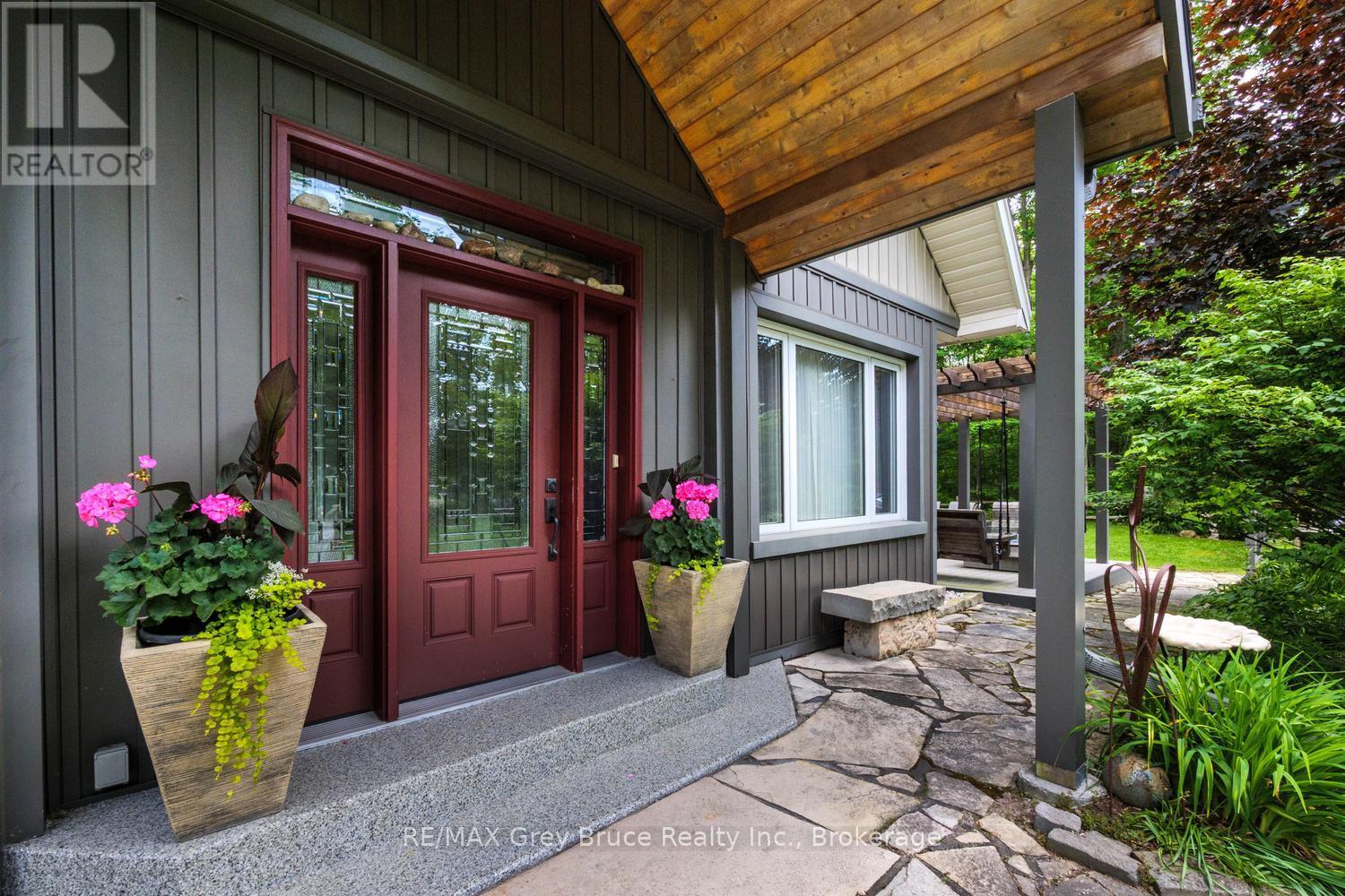 424 HURON ROAD