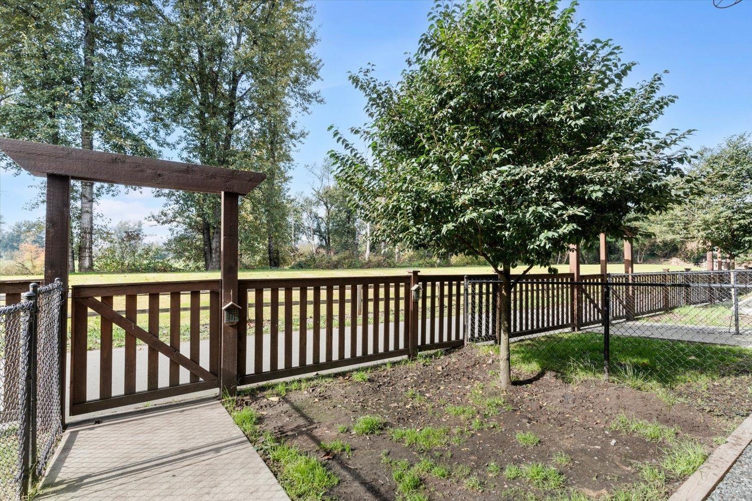12 8413 MIDTOWN WAY, Chilliwack Proper South