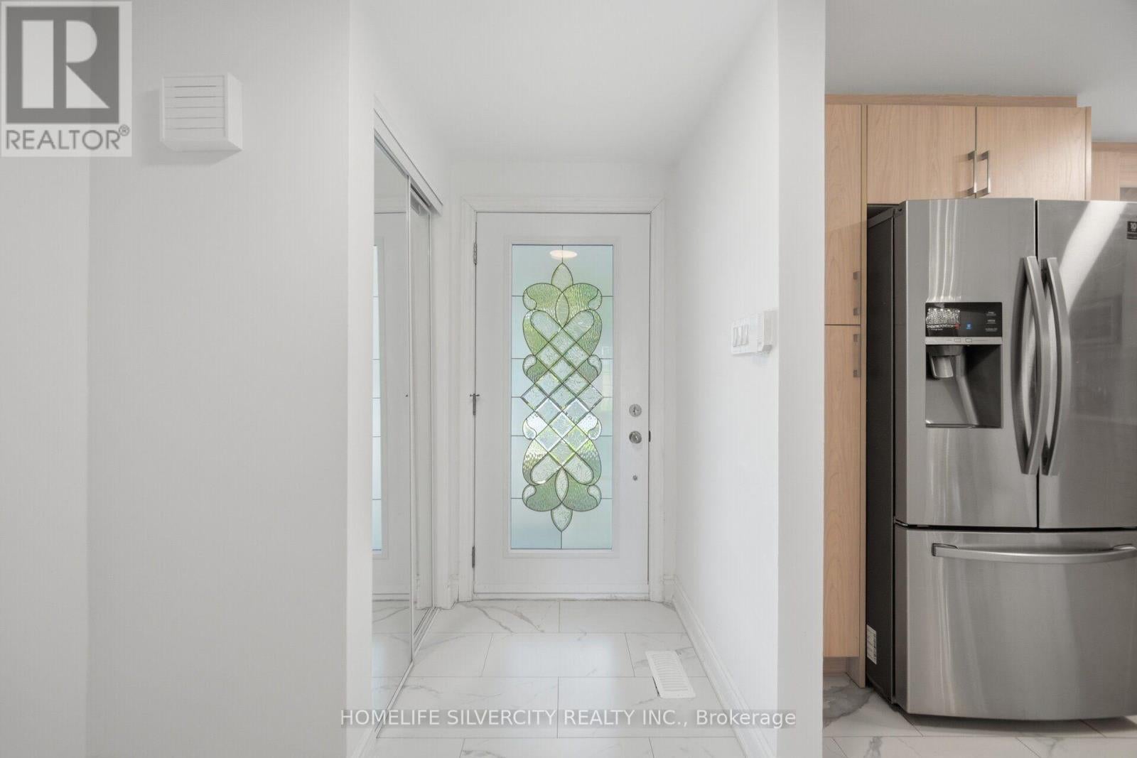 731 ELGIN STREET N