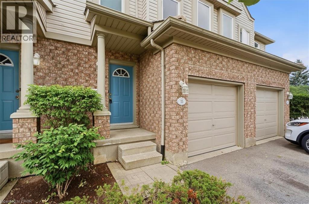 15 ROEHAMPTON Crescent