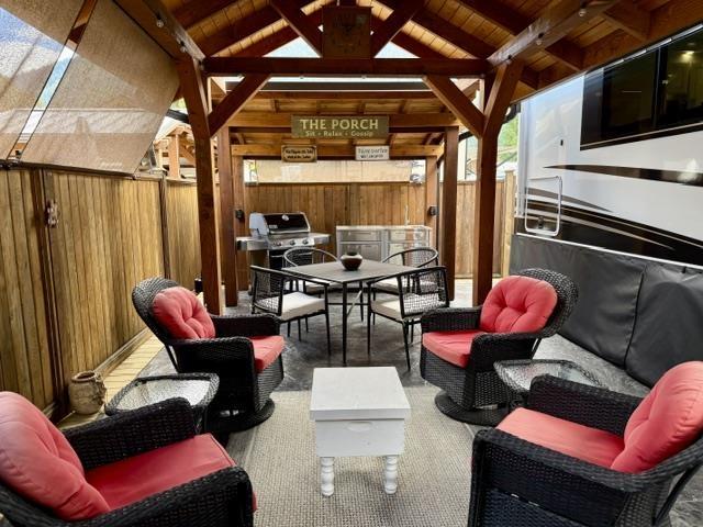 336 720 HOT SPRINGS ROAD, Harrison Hot Springs