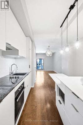 5 St Joseph St, Toronto (Bay Street Corridor), ON 5