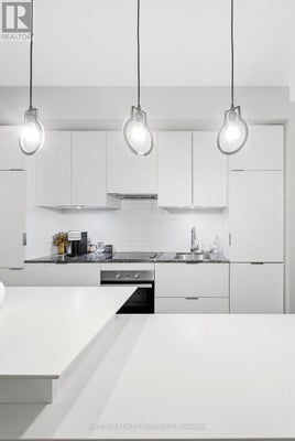 5 St Joseph St, Toronto (Bay Street Corridor), ON 4