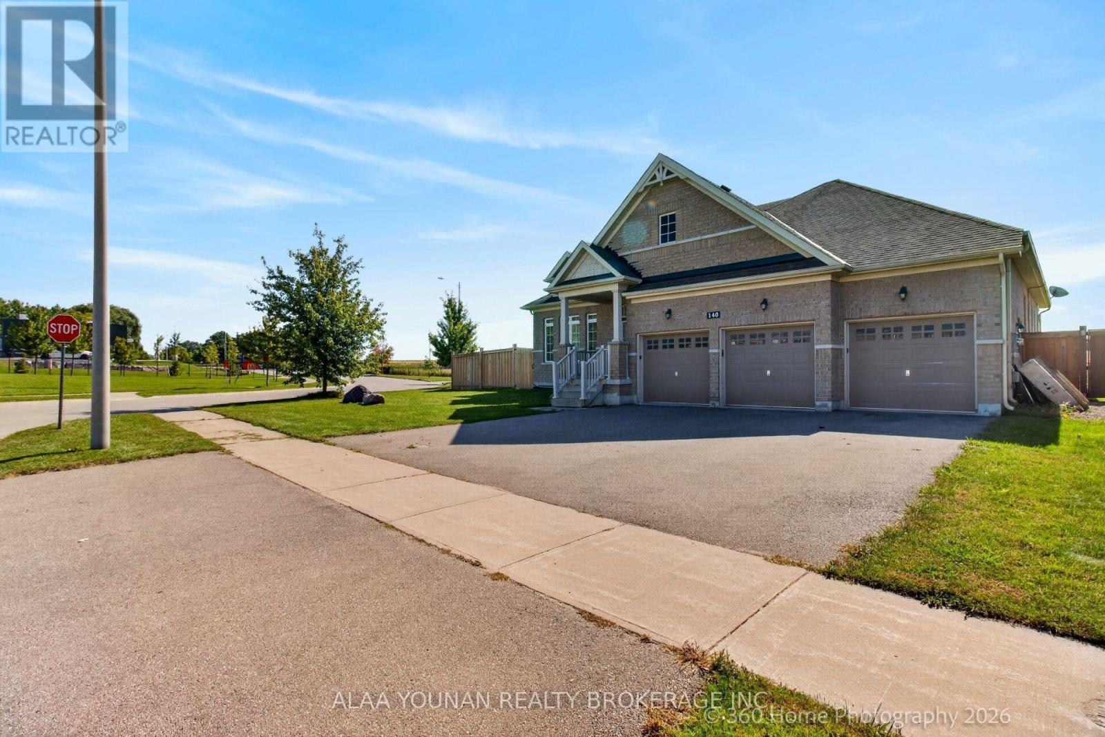 140 COPELAND CRESCENT