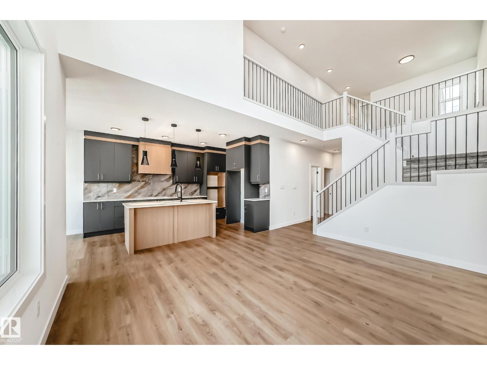 341 ROBERTS WD