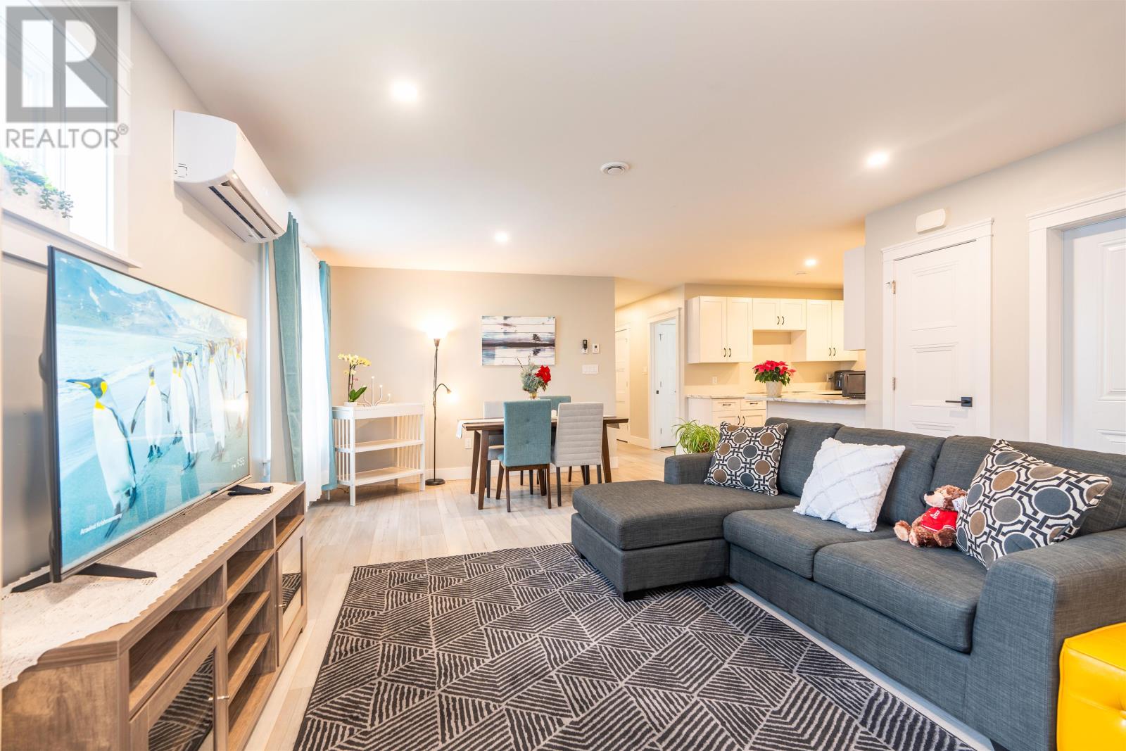 35 AIDAN Street - Photo 4