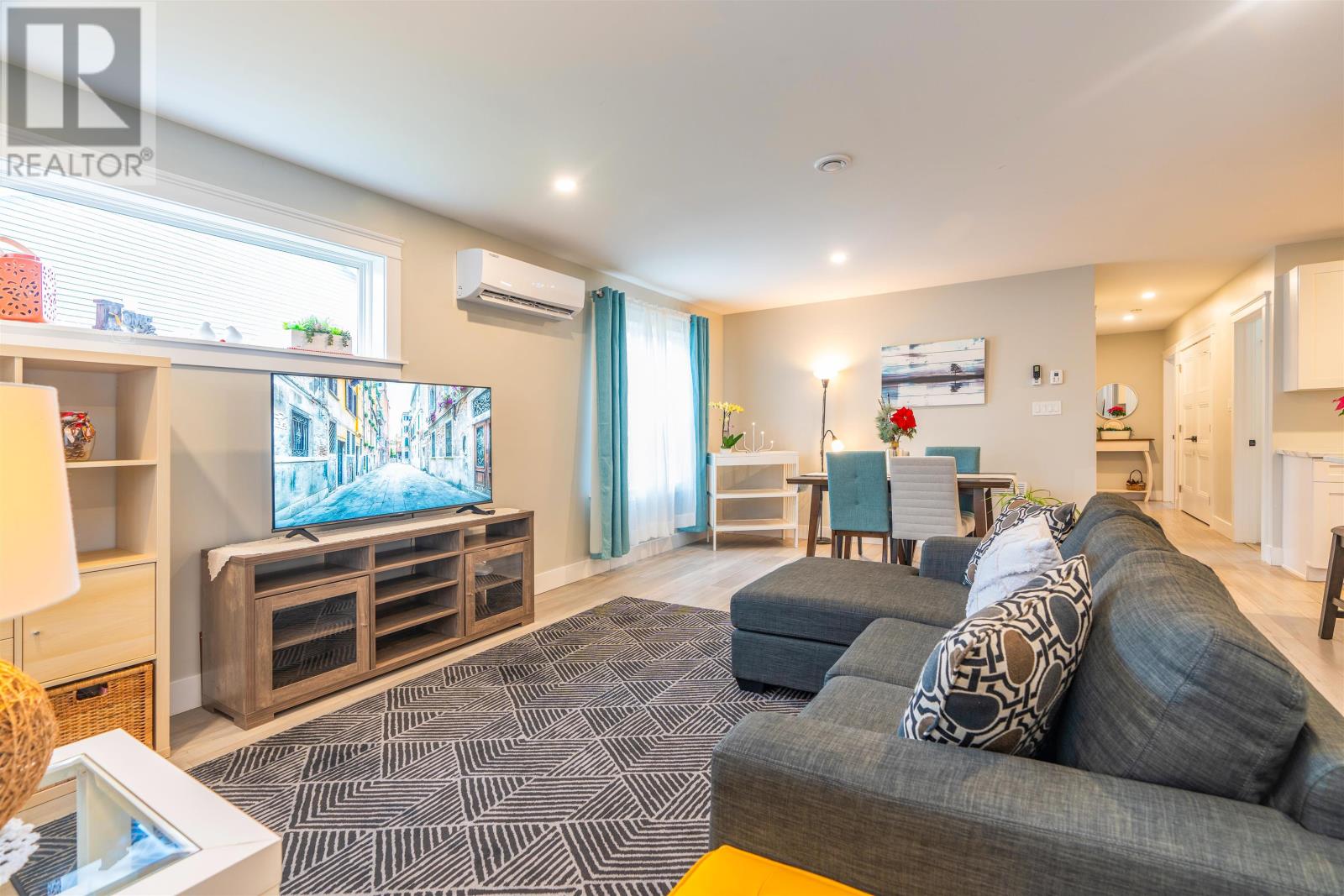 35 AIDAN Street - Photo 3
