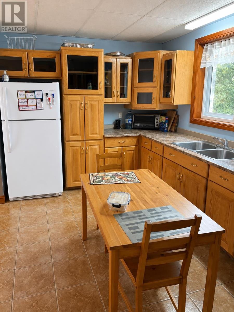 32 Lansdowne ST S - Photo 4