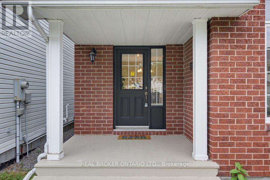 2000 OAKBROOK CIRCLE