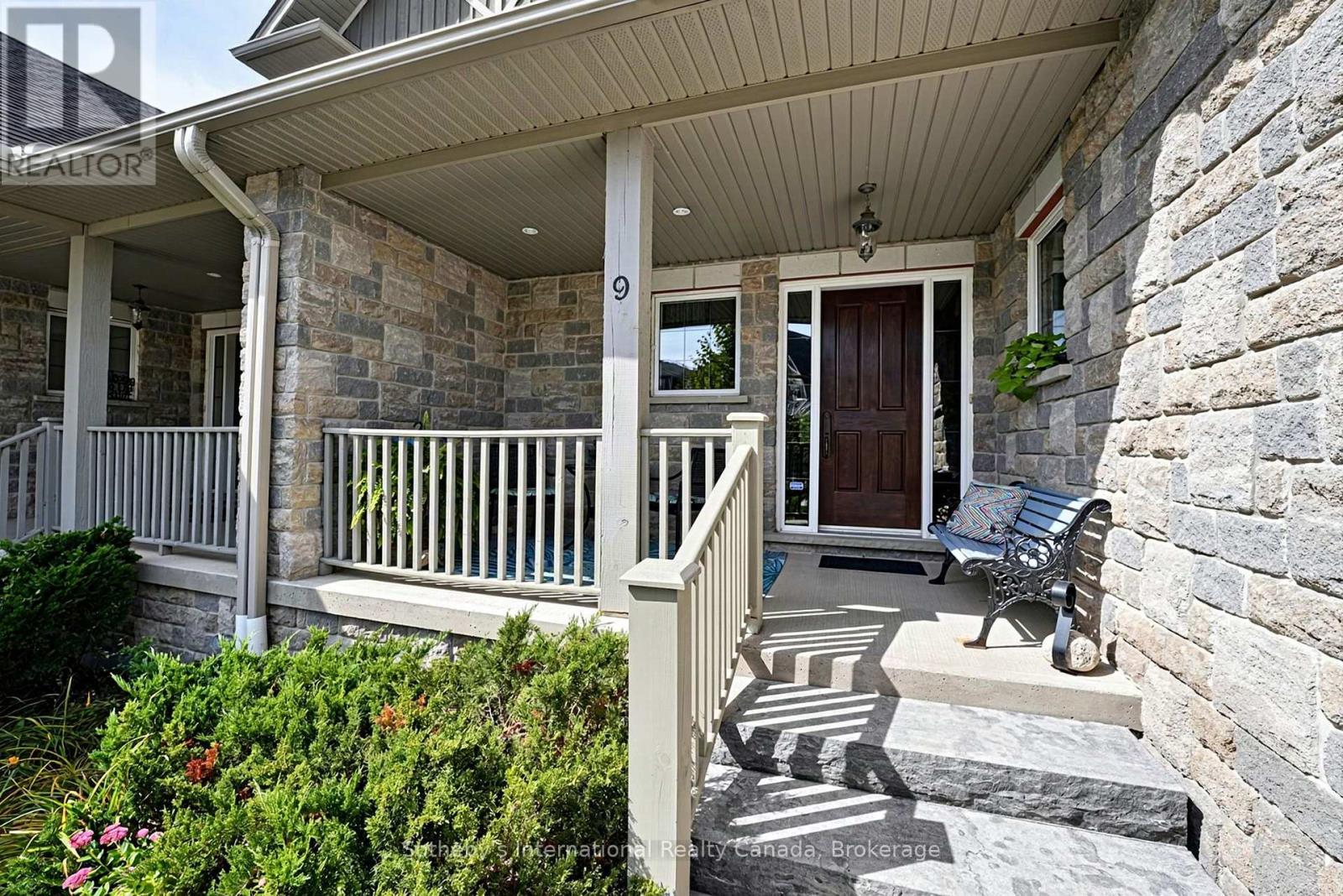 9 MEADOWBROOK LANE
