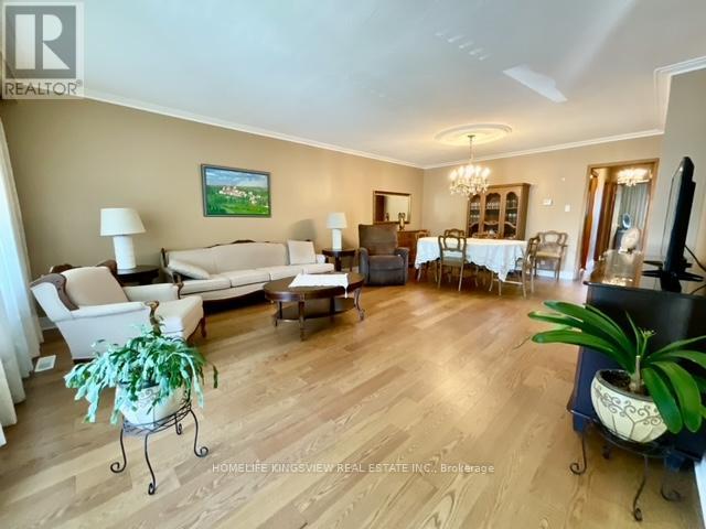 51 SEACLIFFE BOULEVARD