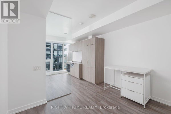 Ph09 - 77 Shuter St, Toronto (Church-Yonge Corridor), ON 5