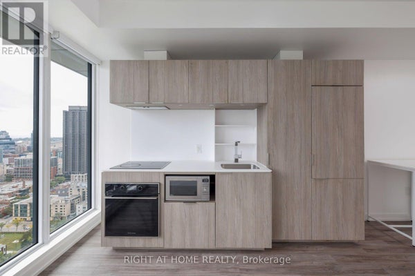 Ph09 - 77 Shuter St, Toronto (Church-Yonge Corridor), ON