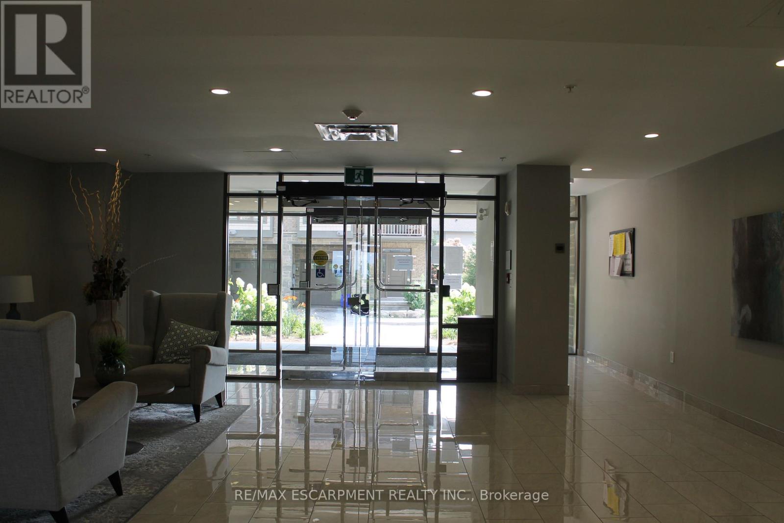 316 - 35 SOUTHSHORE CRESCENT