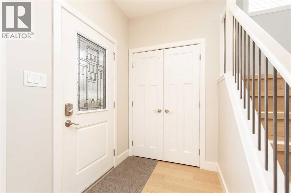 206 Twinriver Road W