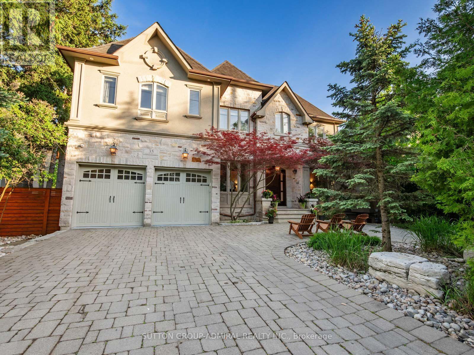 35 WENTWORTH AVENUE