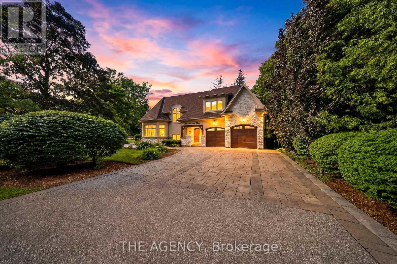 1098 LAKESHORE ROAD W