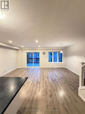 4 - 160 Stanley St, Norfolk (Simcoe), ON 5