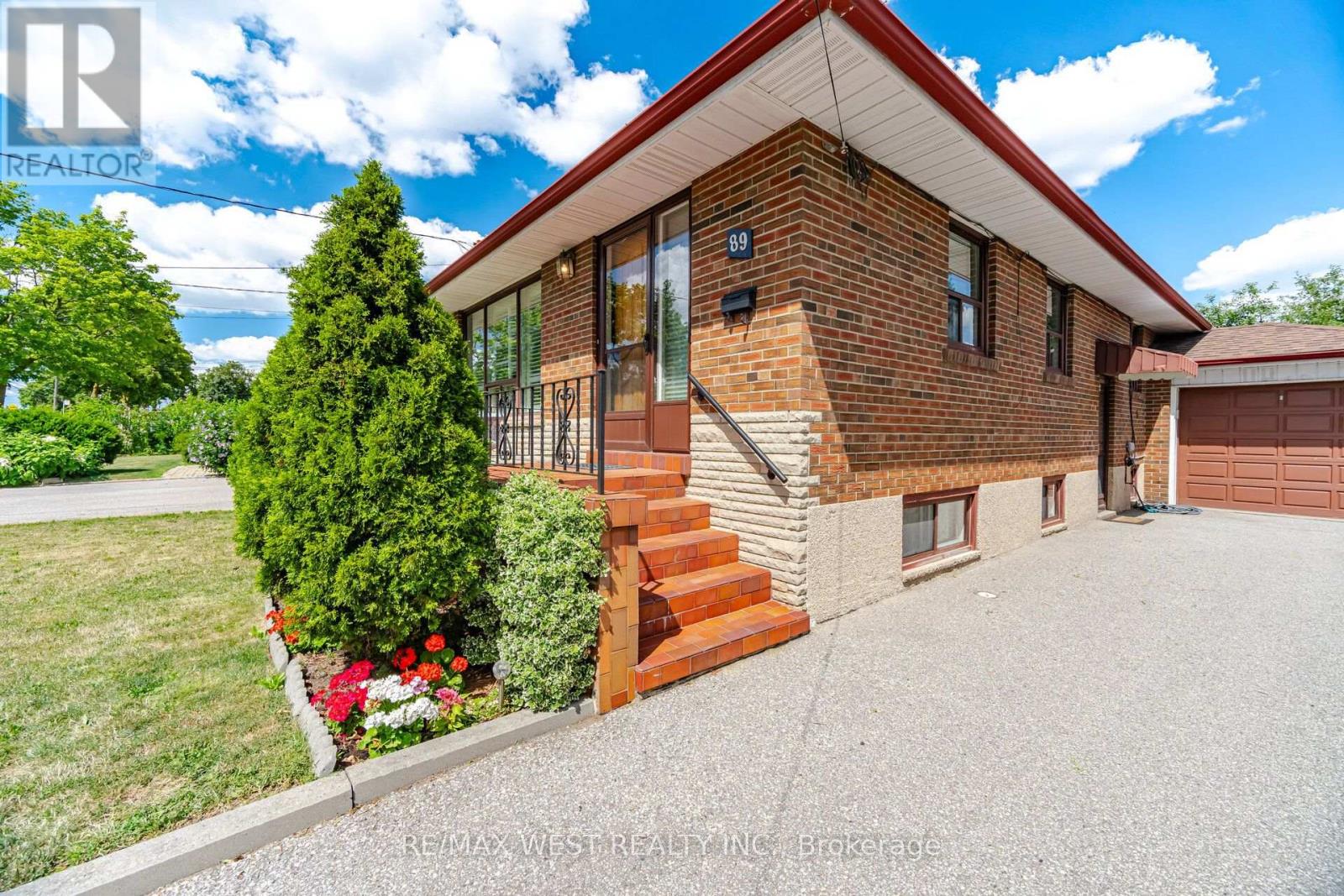 89 WENDELL AVENUE