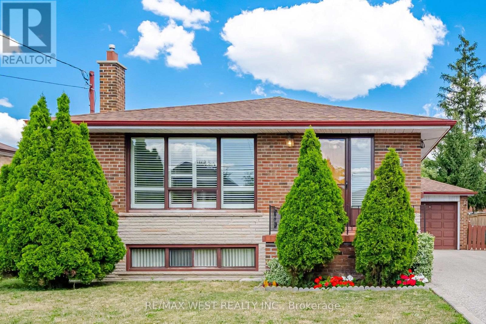 89 WENDELL AVENUE