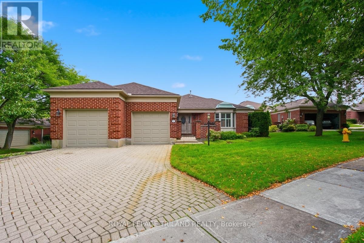 8 - 60 ROSECLIFFE CRESCENT