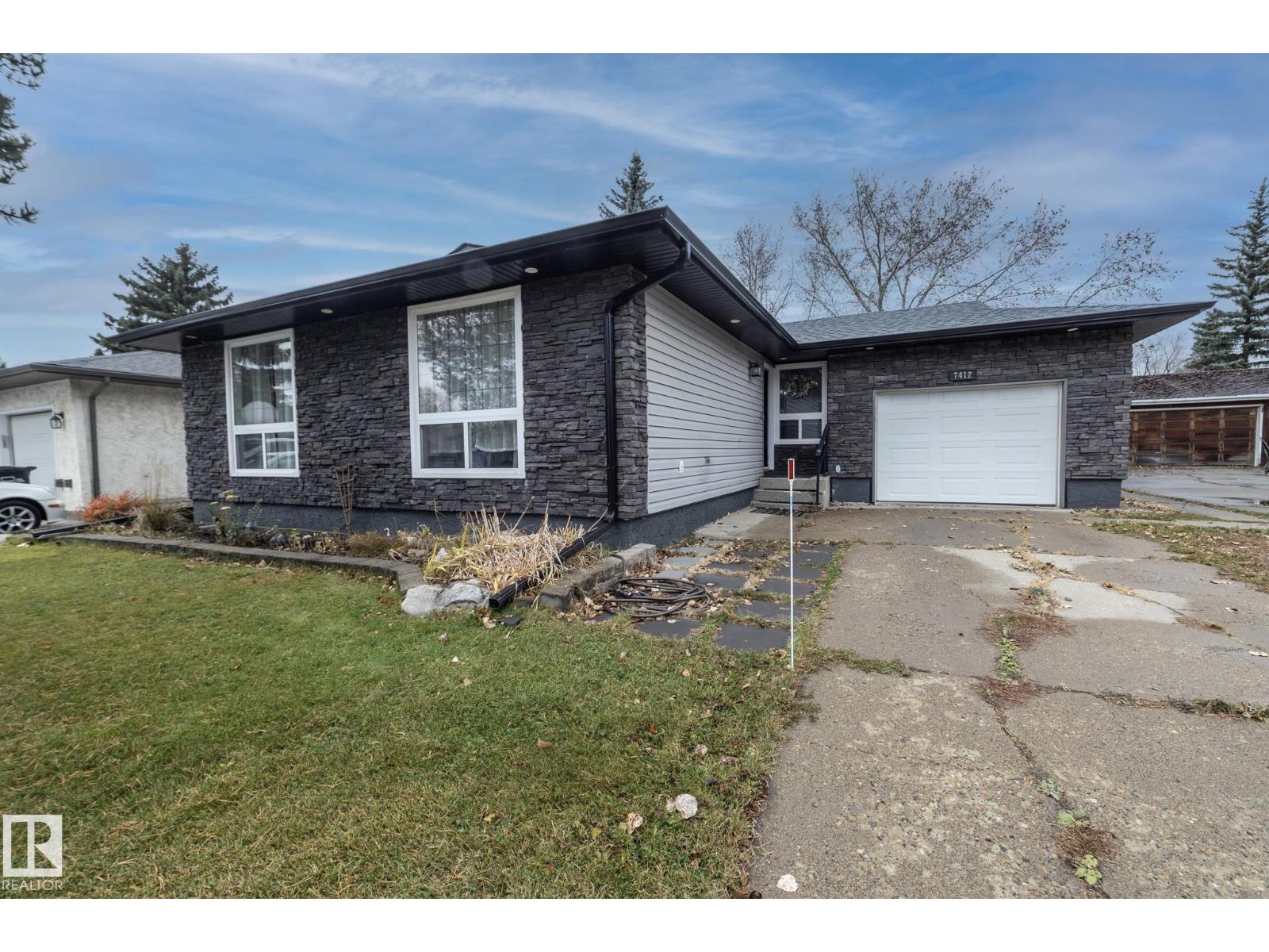 7412 33 AV NW