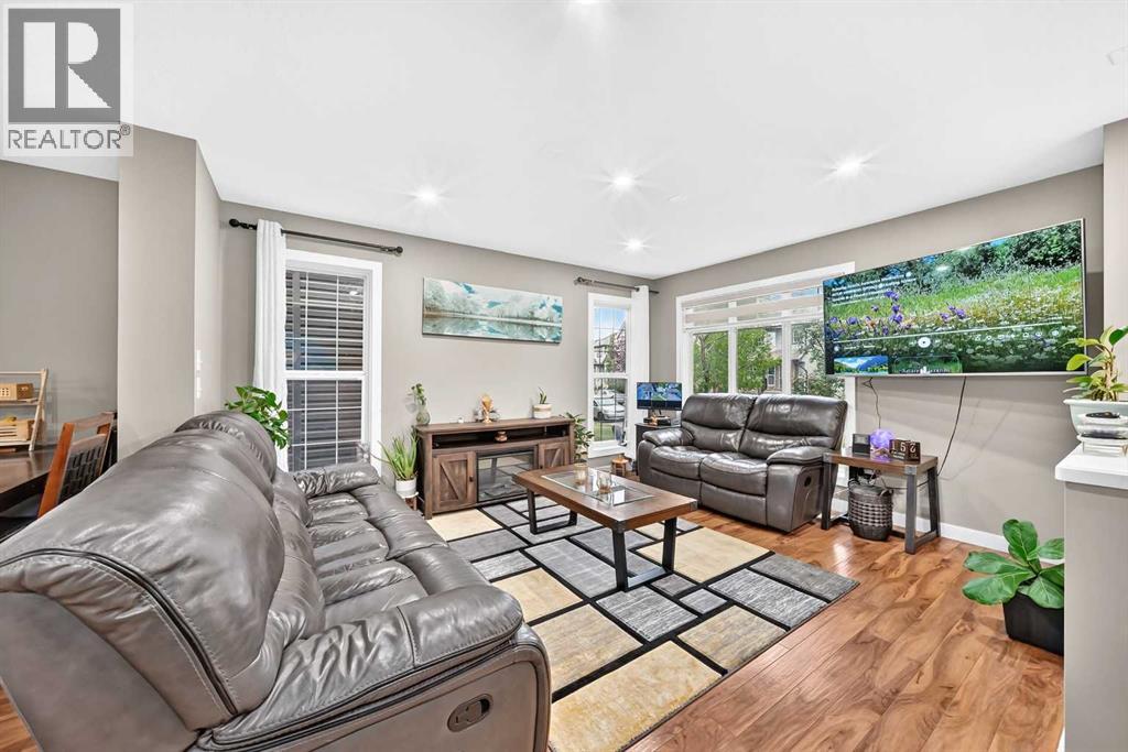 303 Saddlebrook Circle NE