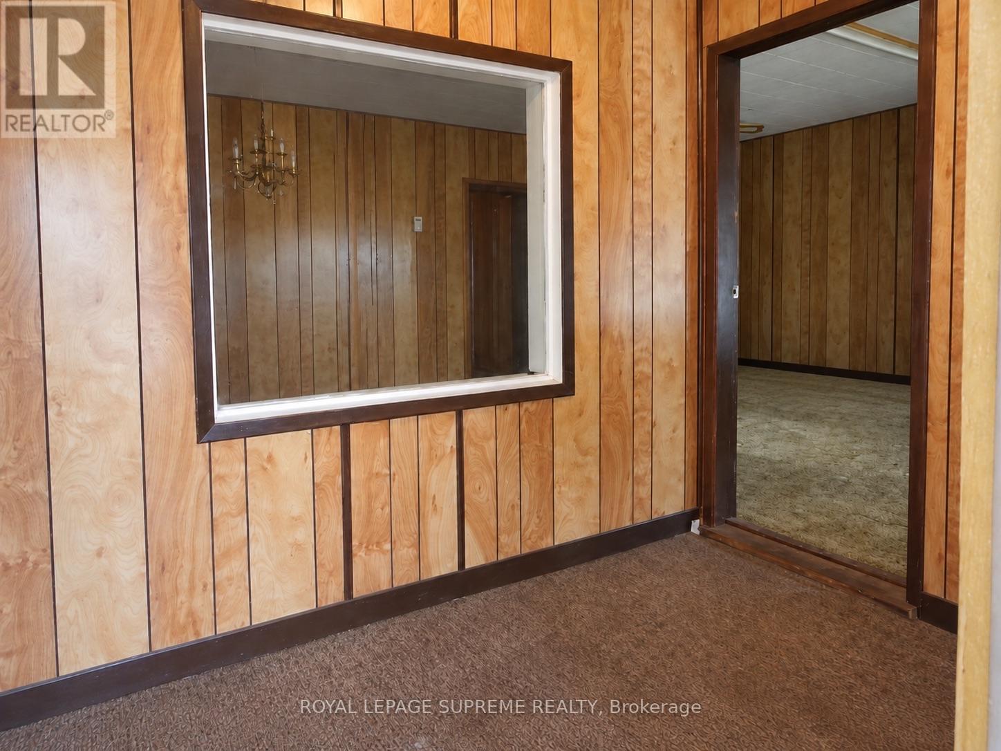 48 MOULD AVENUE