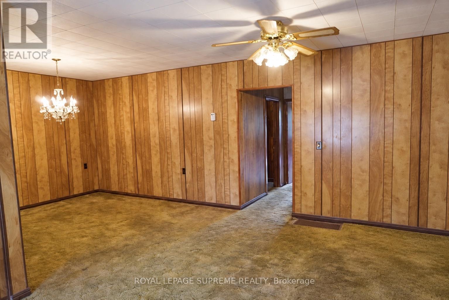 48 MOULD AVENUE
