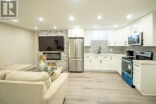 48 Pietrowski Dr, Georgina (Keswick North), ON 4