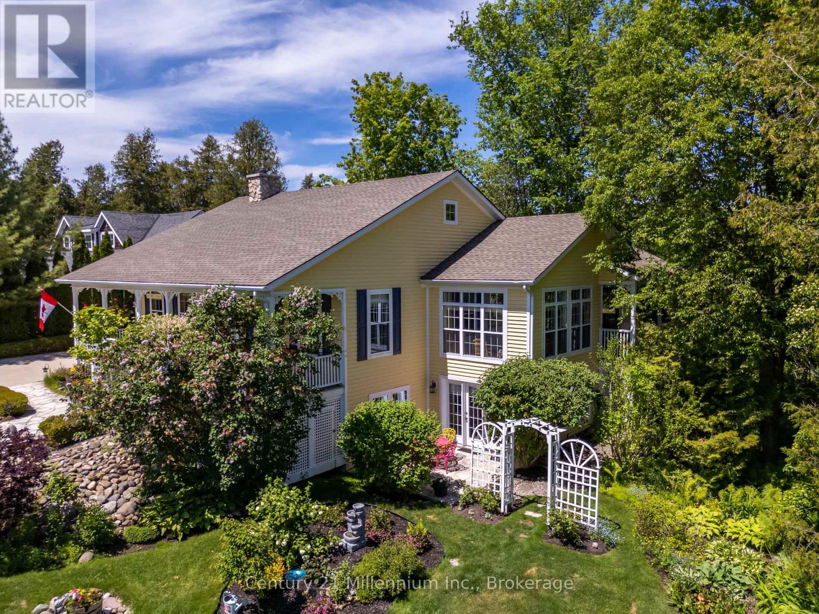 206 BEACON LANE