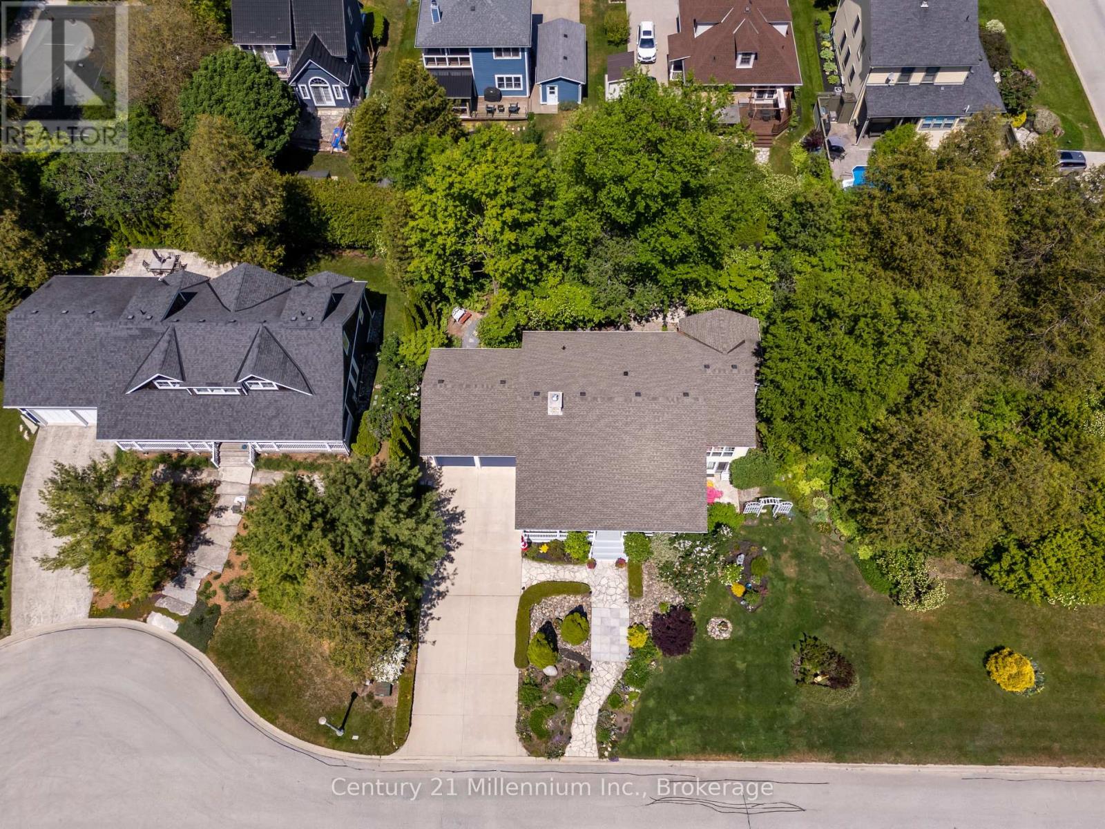 206 BEACON LANE