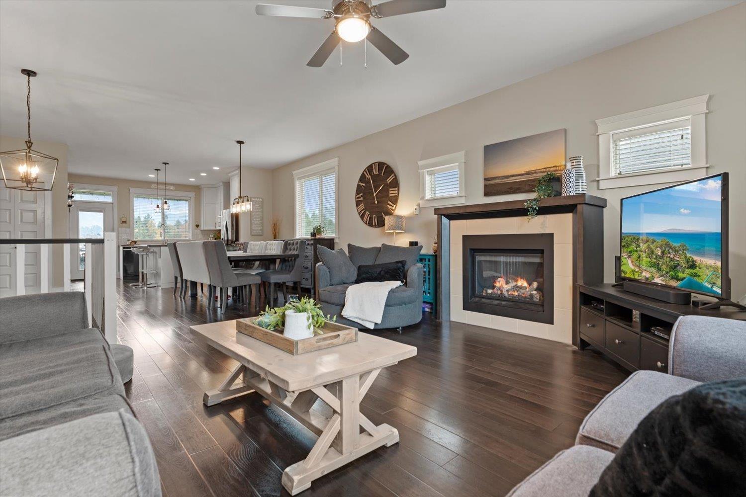 3 45766 BRITTON AVENUE, Sardis East Vedder