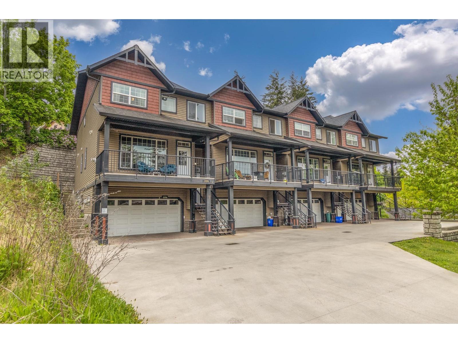 1596 Okanagan Avenue SE Unit# 4