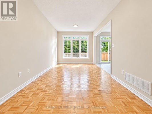 47 Loire Valley Ave, Vaughan (Patterson), ON 5