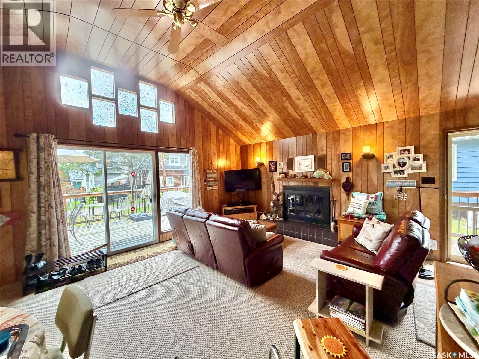 1362 Waskesiu DRIVE
