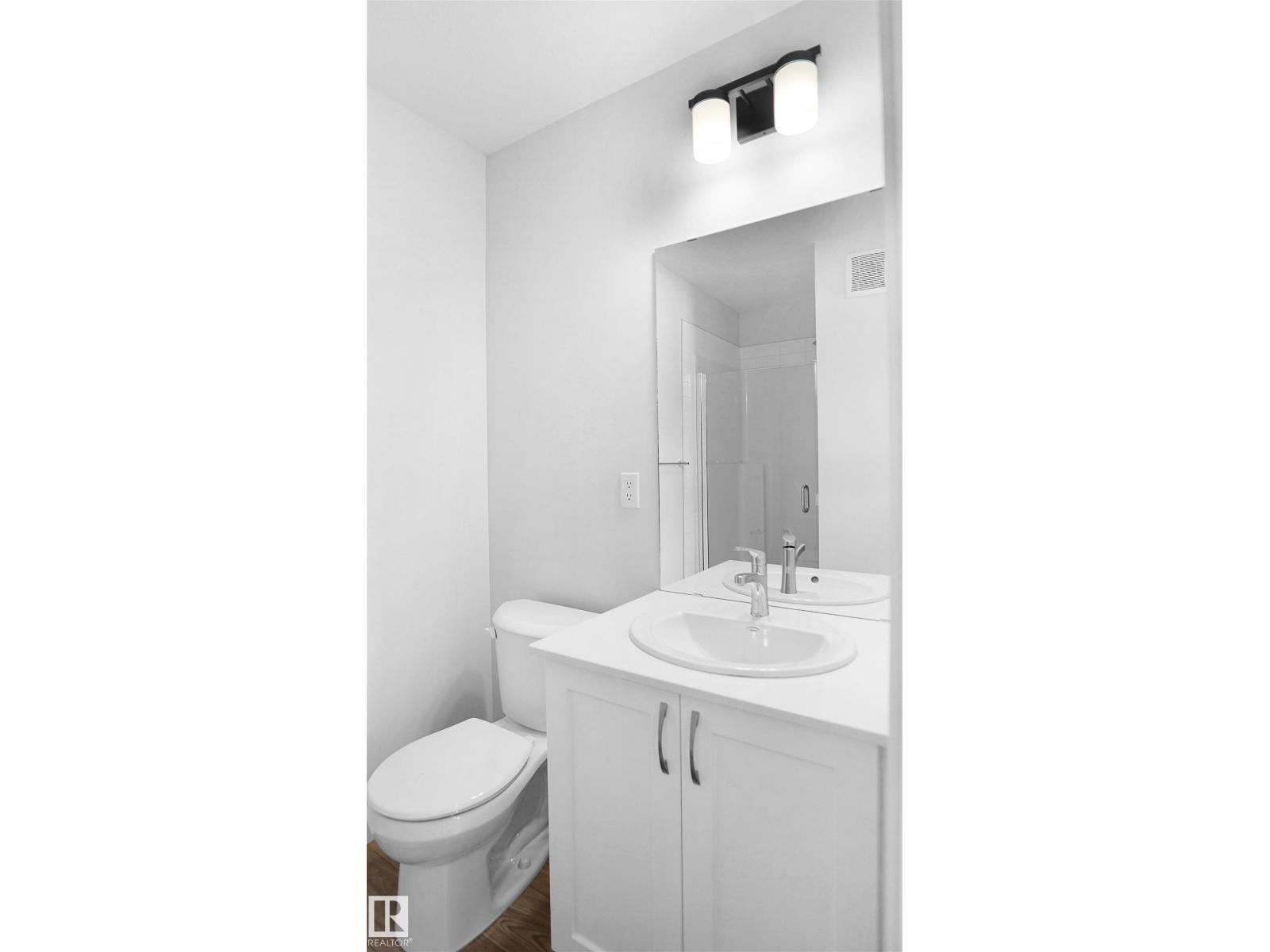 629 176 AV NE