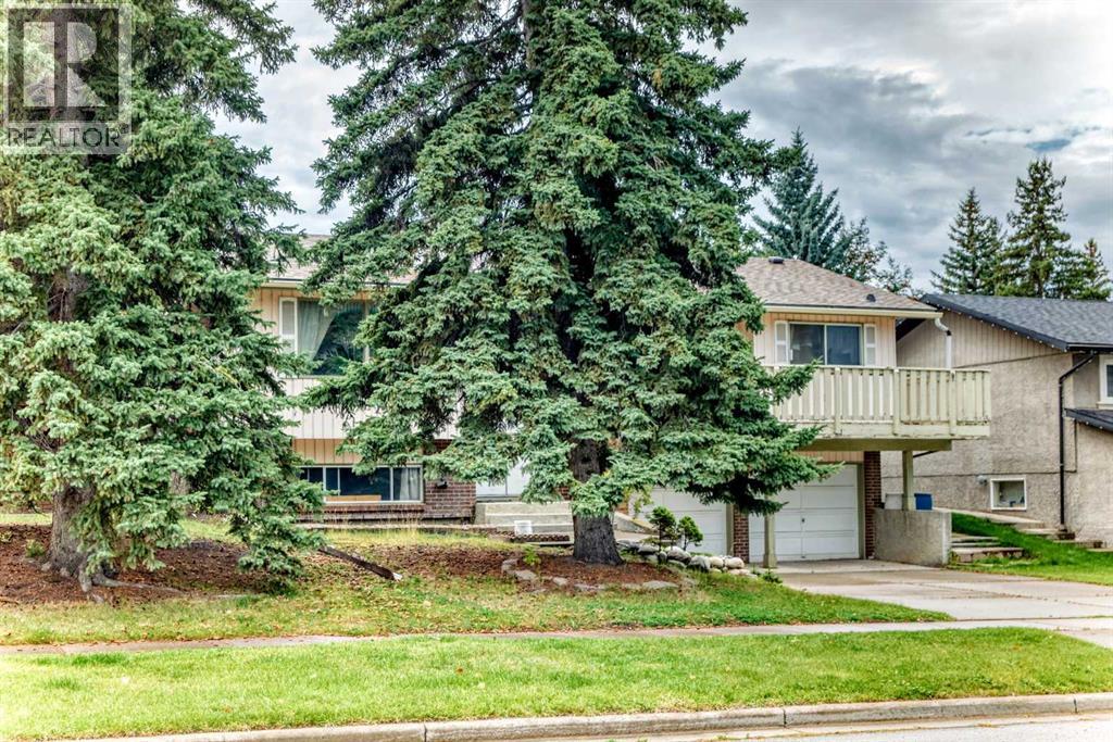 3219 Palliser Drive SW